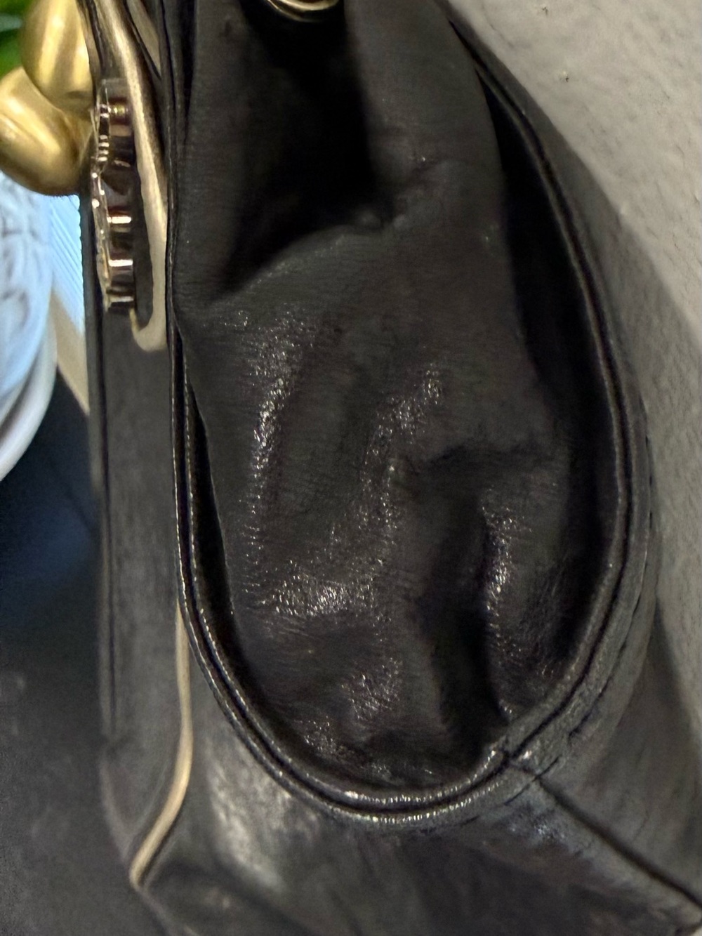 Vintage Betsy Johnson Kiss-lock leather Runway Clutch. Black leather Rare Y2K - Picture 7 of 13
